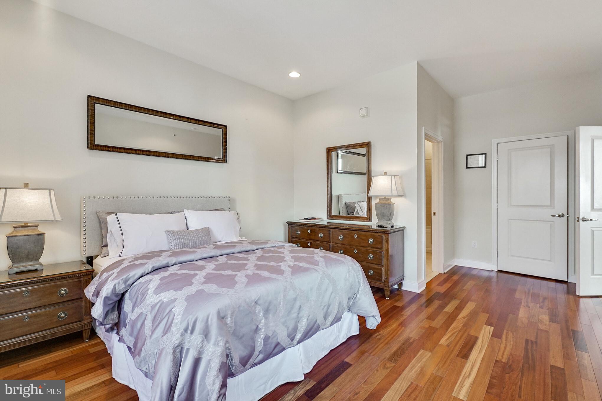 110 South Front Street, Unit 600 Philadelphia, PA 19106 - Photo 21 of 38