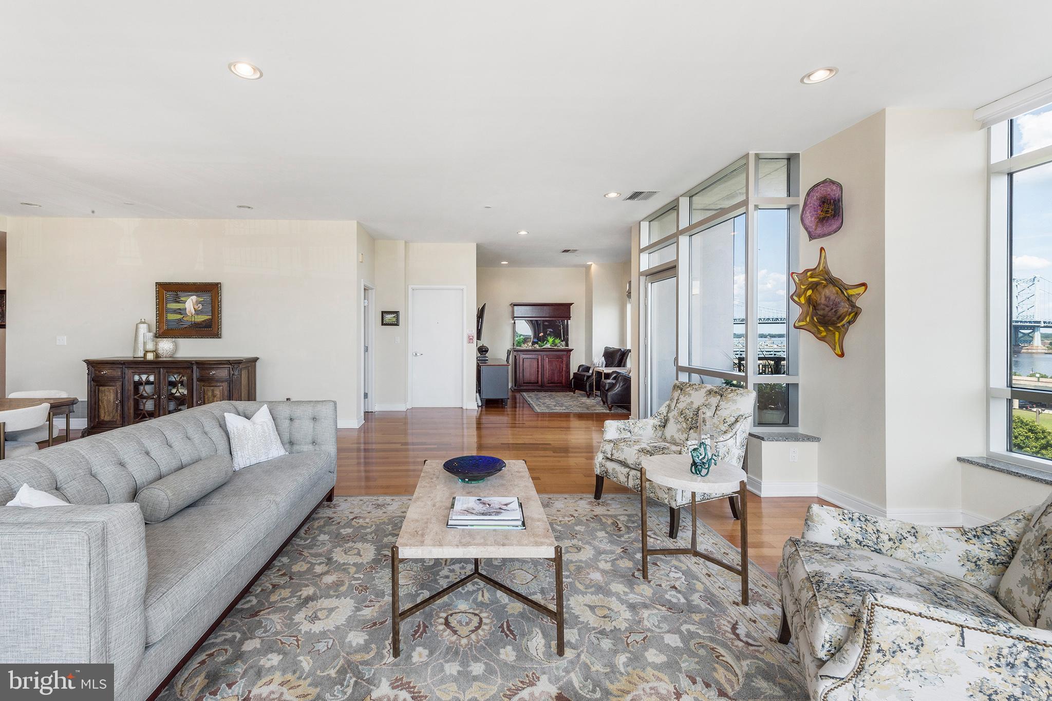 110 South Front Street, Unit 600 Philadelphia, PA 19106 - Photo 26 of 38