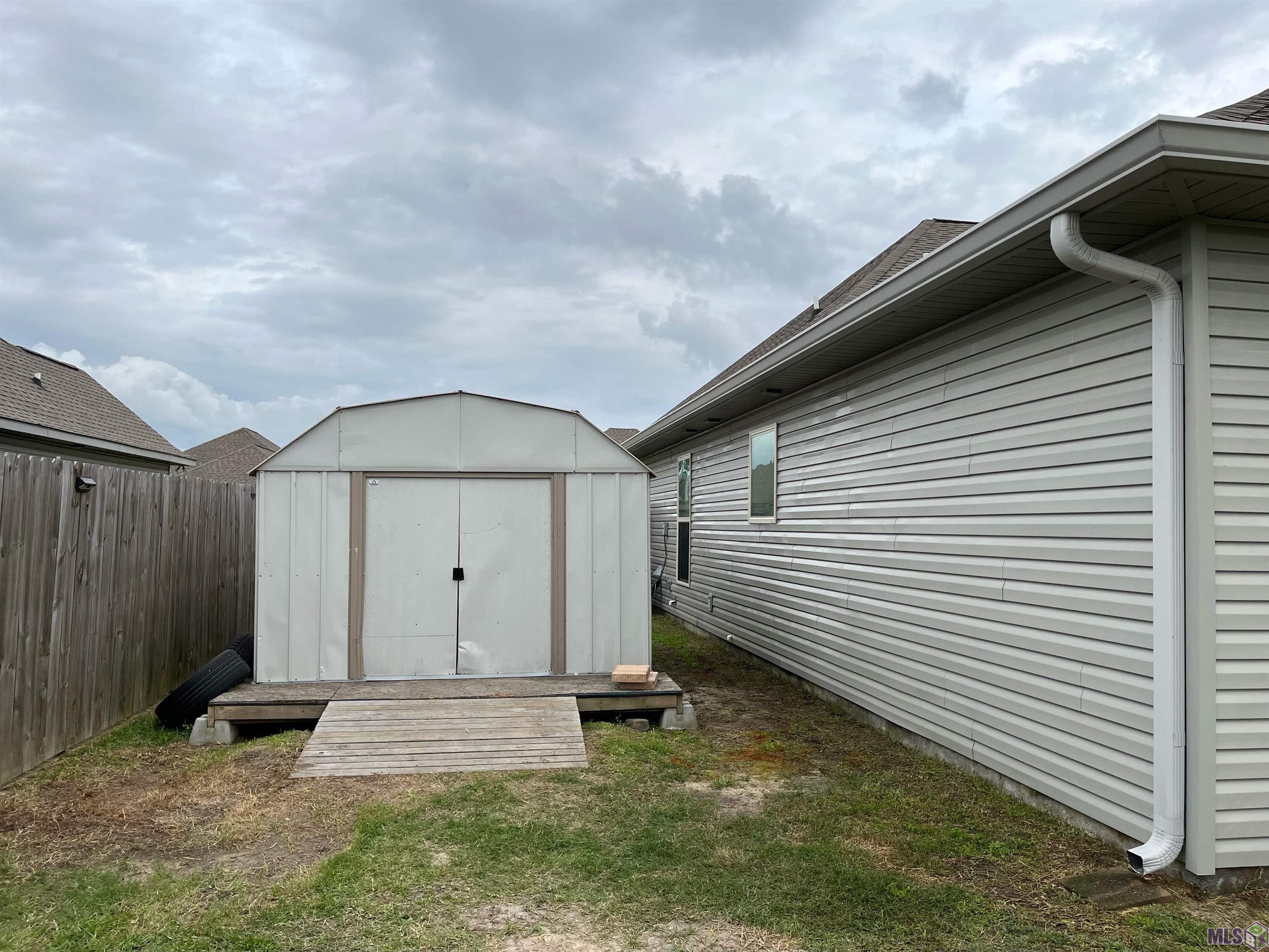 133 Shadow Pointe Road Thibodaux, LA 70301 - Photo 21 of 27 Gallery Image 21