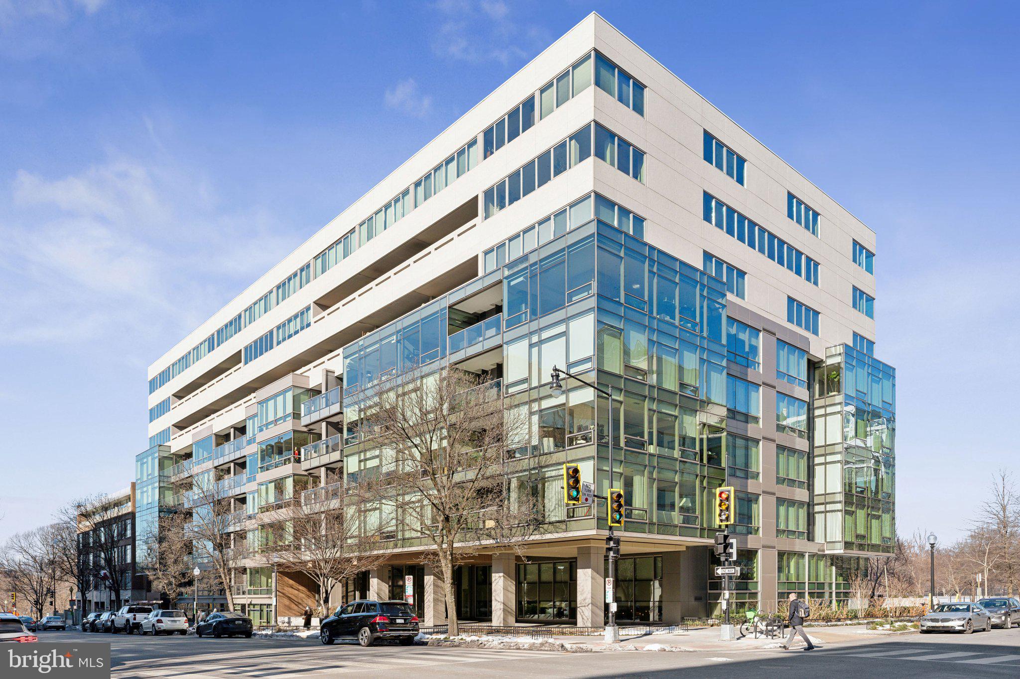2501 M Street Northwest, Unit 207 Washington, DC 20037 - Photo 20 of 30 a front view of a building