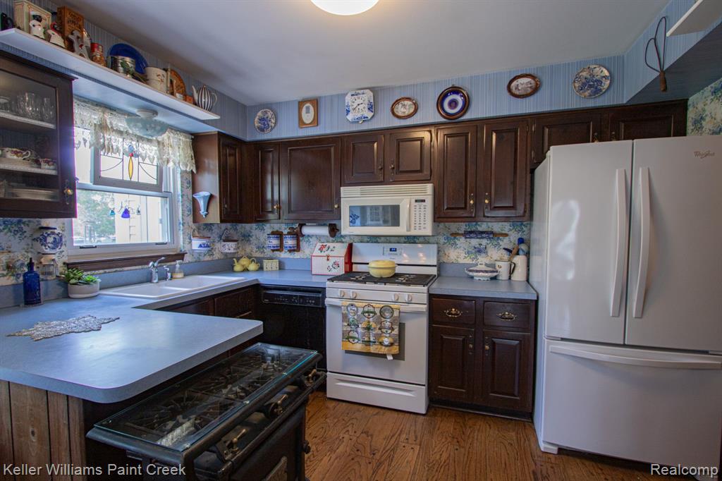 2418 Rancroft Beat Rochester Hills, MI 48306 - Photo 20 of 30