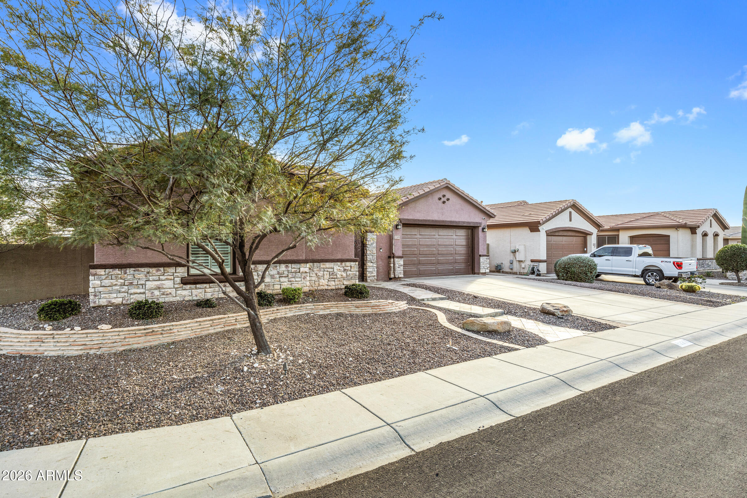 2205 West Clearview Trail Phoenix, AZ 85086 - Photo 2 of 53 2205 W Clearview Trail-2