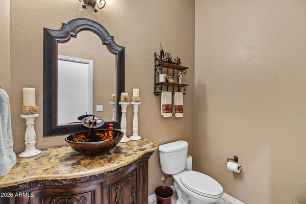 $725,000 | 2205 West Clearview Trail, Phoenix, AZ 85086