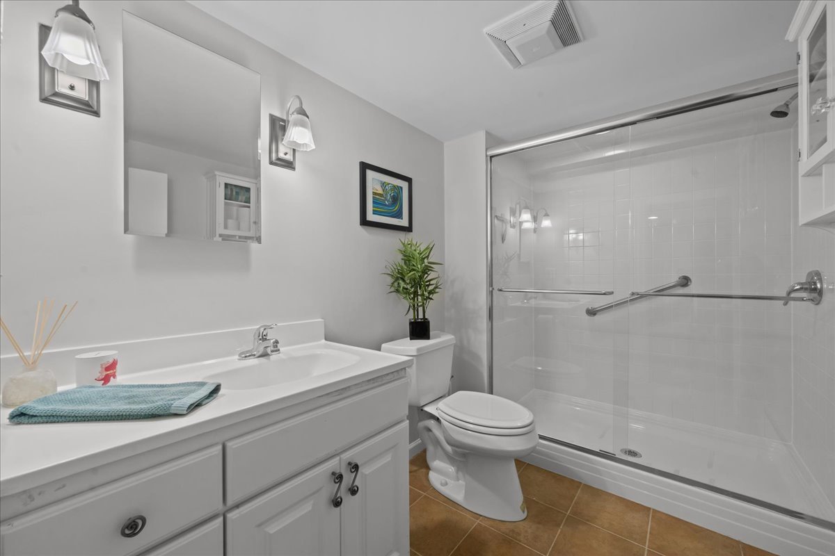 685 Wicklow Road Deerfield, IL 60015 - Photo 23 of 26 Gallery Image 23