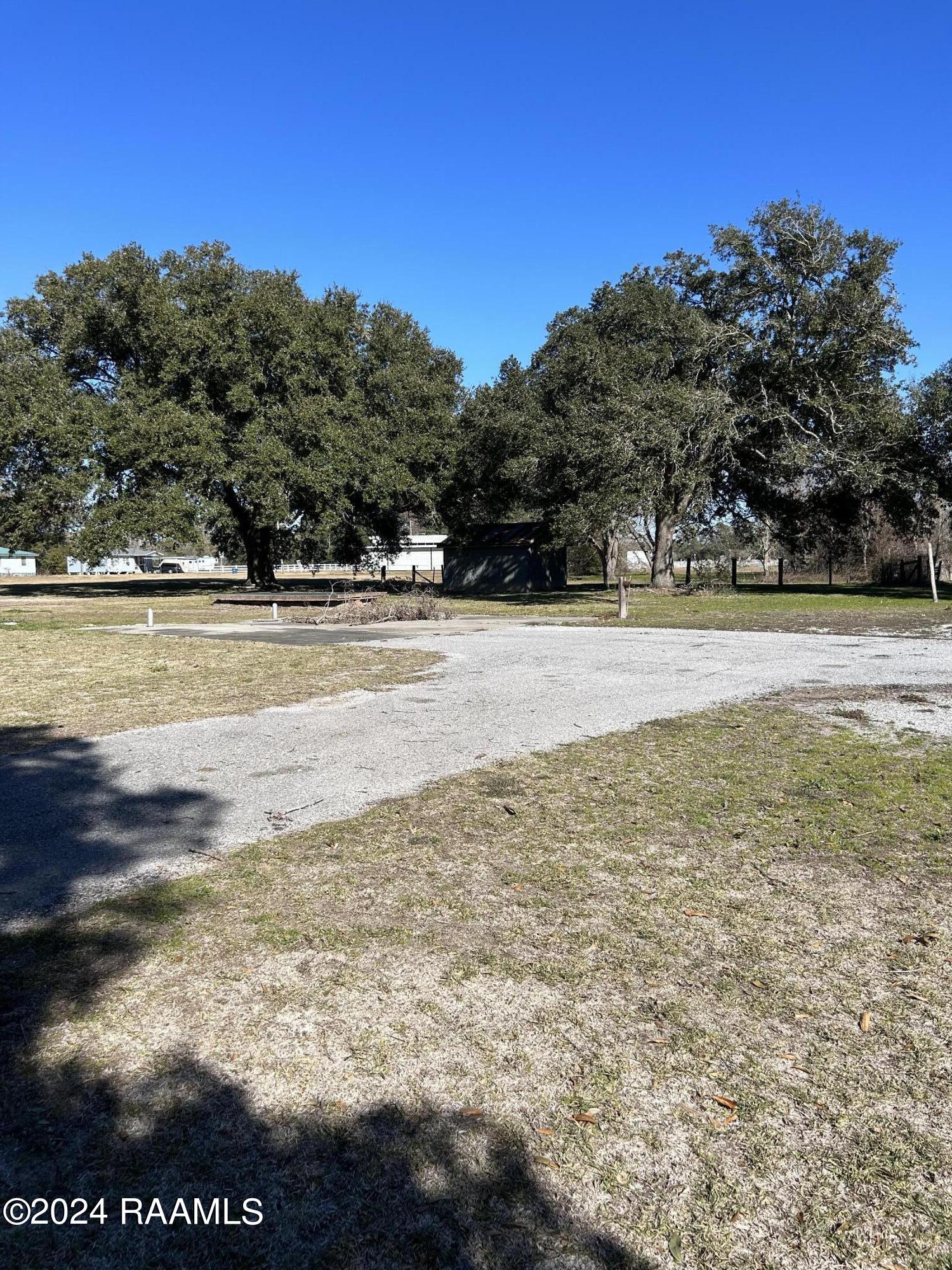 903 Evangeline Road Jennings, LA 70546 - Photo 3 of 5 pic of drive