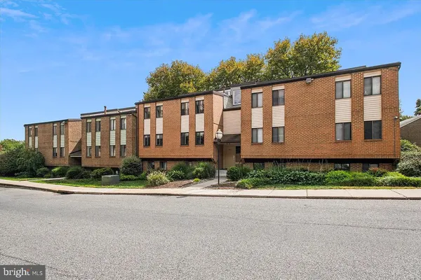 $175,000 | 1811 Snow Meadow Lane, Unit T1, Baltimore, MD 21209