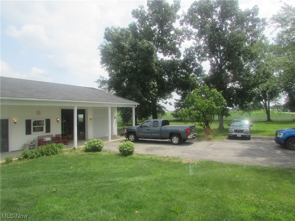 9304 Patten Tract Road Monroeville, OH 44847 - Photo 9 of 29