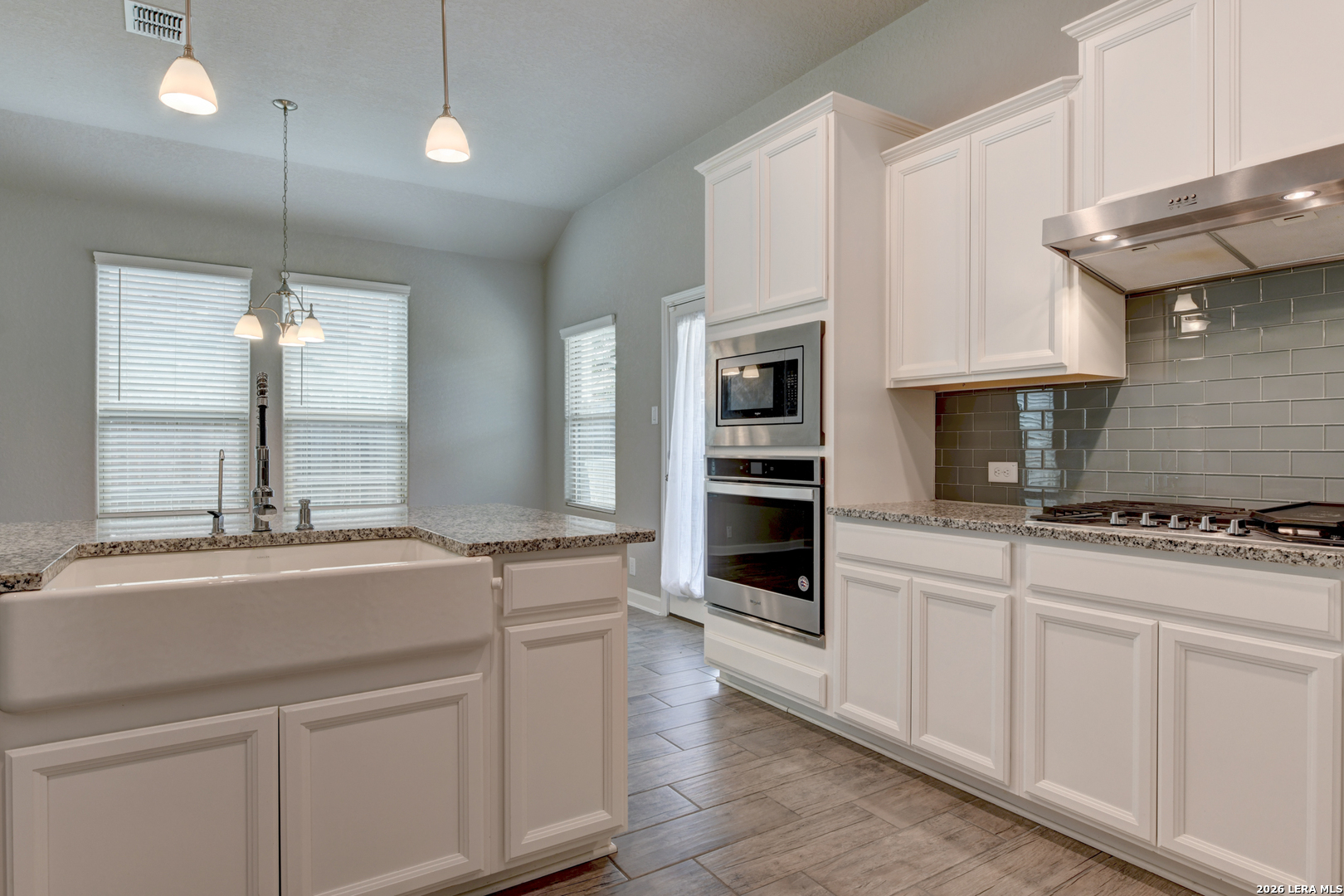 515 Scenic Song Drive Spring Branch, TX 78070 - Photo 8 of 41