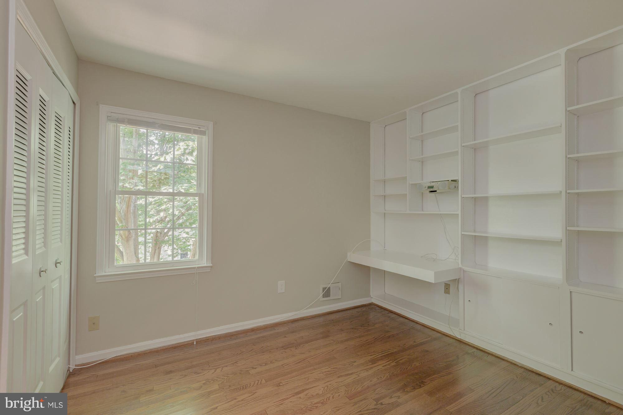 8808 Cuttermill Place Springfield, VA 22153 - Photo 17 of 29 Bedroom