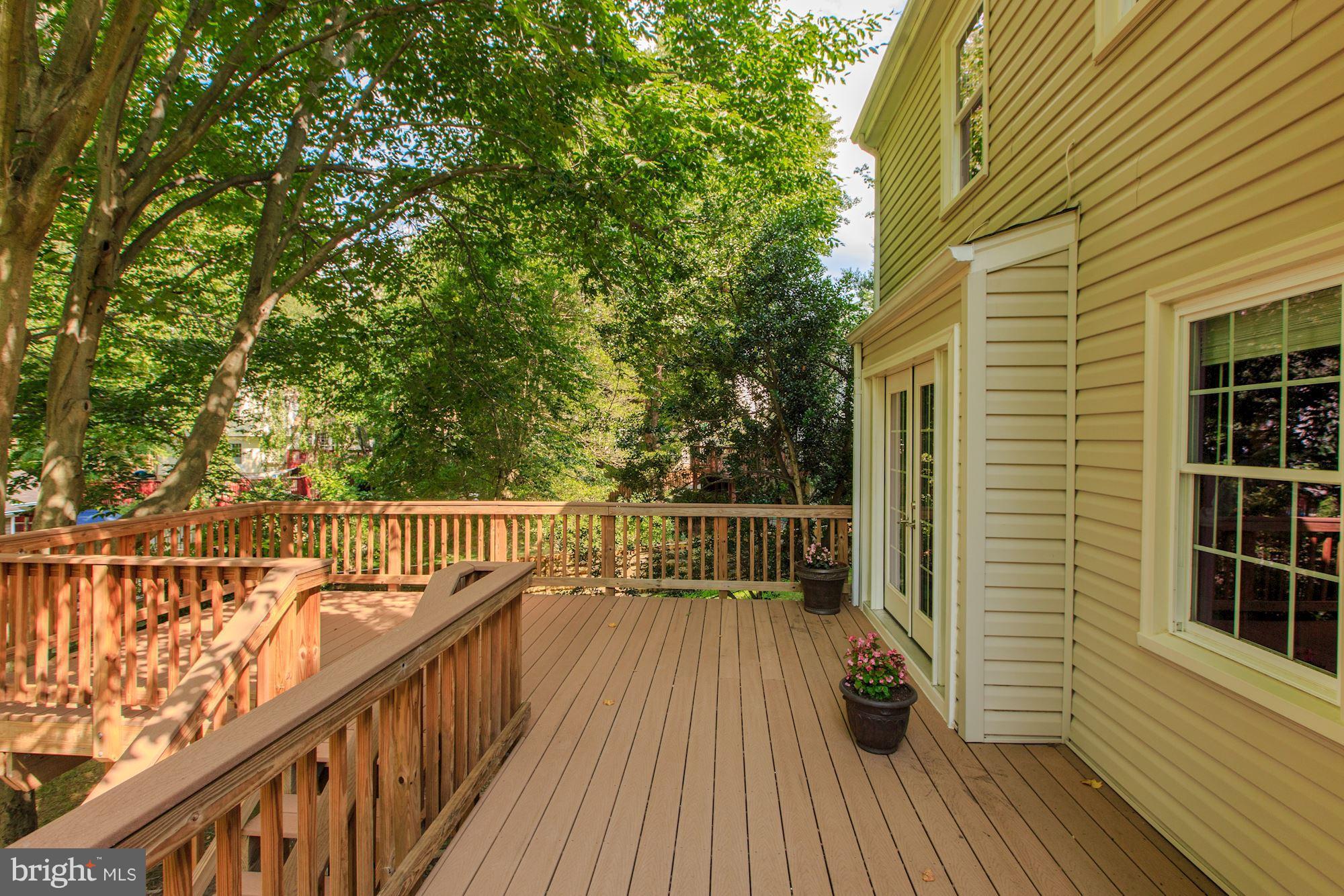 8808 Cuttermill Place Springfield, VA 22153 - Photo 25 of 29 Exterior (Rear)