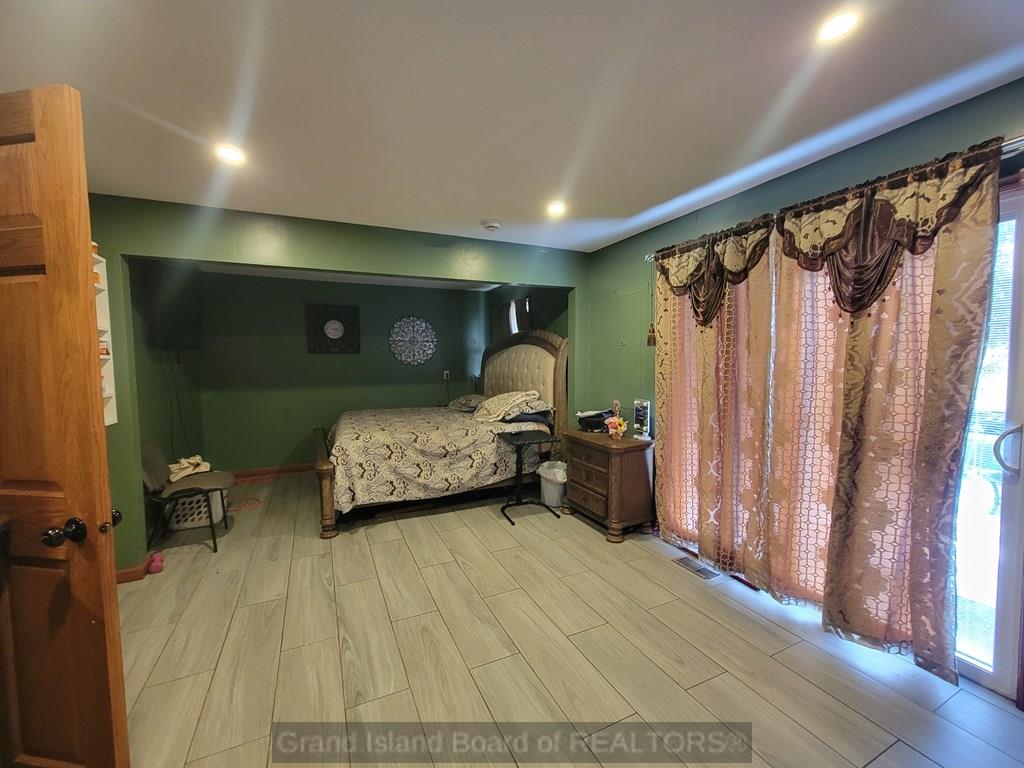 4385 West Stolley Park Road Alda, NE 68810 - Photo 11 of 39 Gallery Image 11