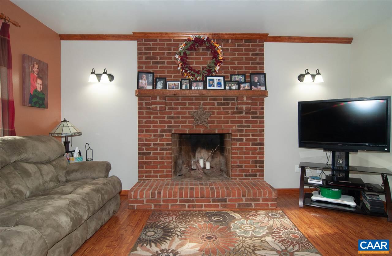 1537 Long Acre Road Palmyra, VA 22963 - Photo 8 of 46 Gallery Image 8
