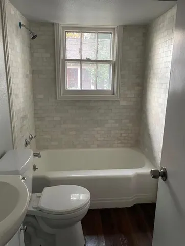 $1,200 | 210 West Willingham Street, Unit B, Cleburne, TX 76033