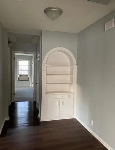 $1,200 | 210 West Willingham Street, Unit B, Cleburne, TX 76033