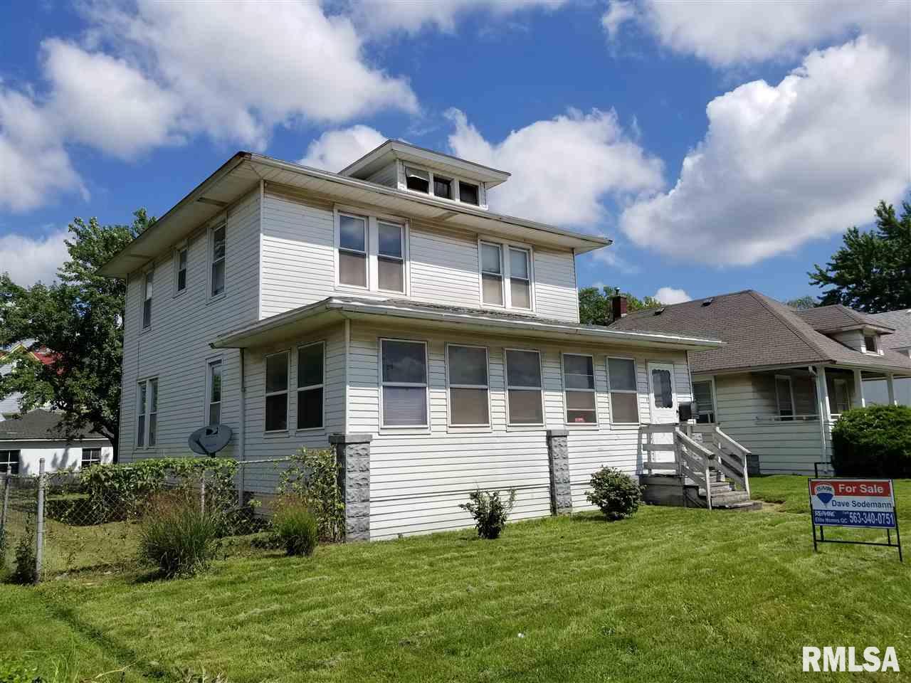 2920 Rockingham Road Davenport, IA 52802 - Photo 2 of 15 Gallery Image 2