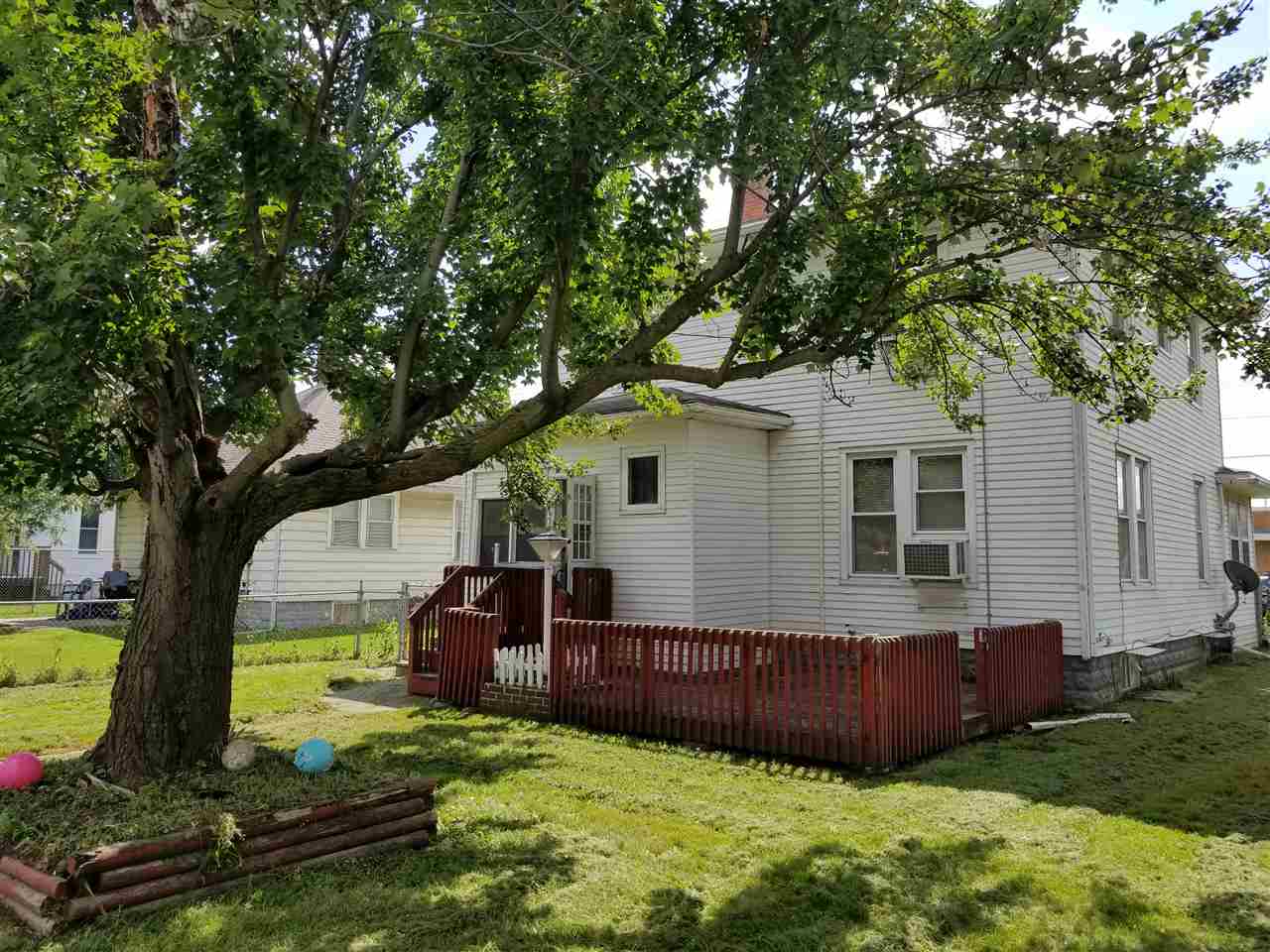 2920 Rockingham Road Davenport, IA 52802 - Photo 5 of 15 Gallery Image 5