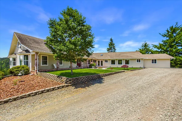 $1,299,000 | 3375 Rock Springs Road, Hydesville, CA 95547