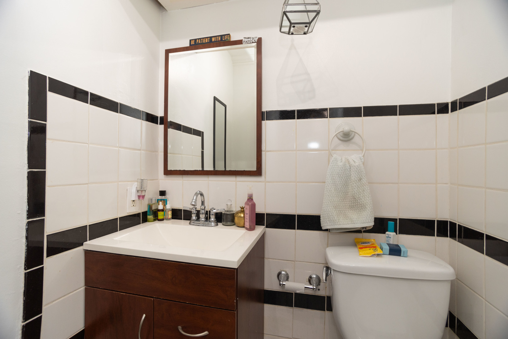 5601 North Sheridan Road, Unit 13D Chicago, IL 60660 - Photo 13 of 14 Gallery Image 13