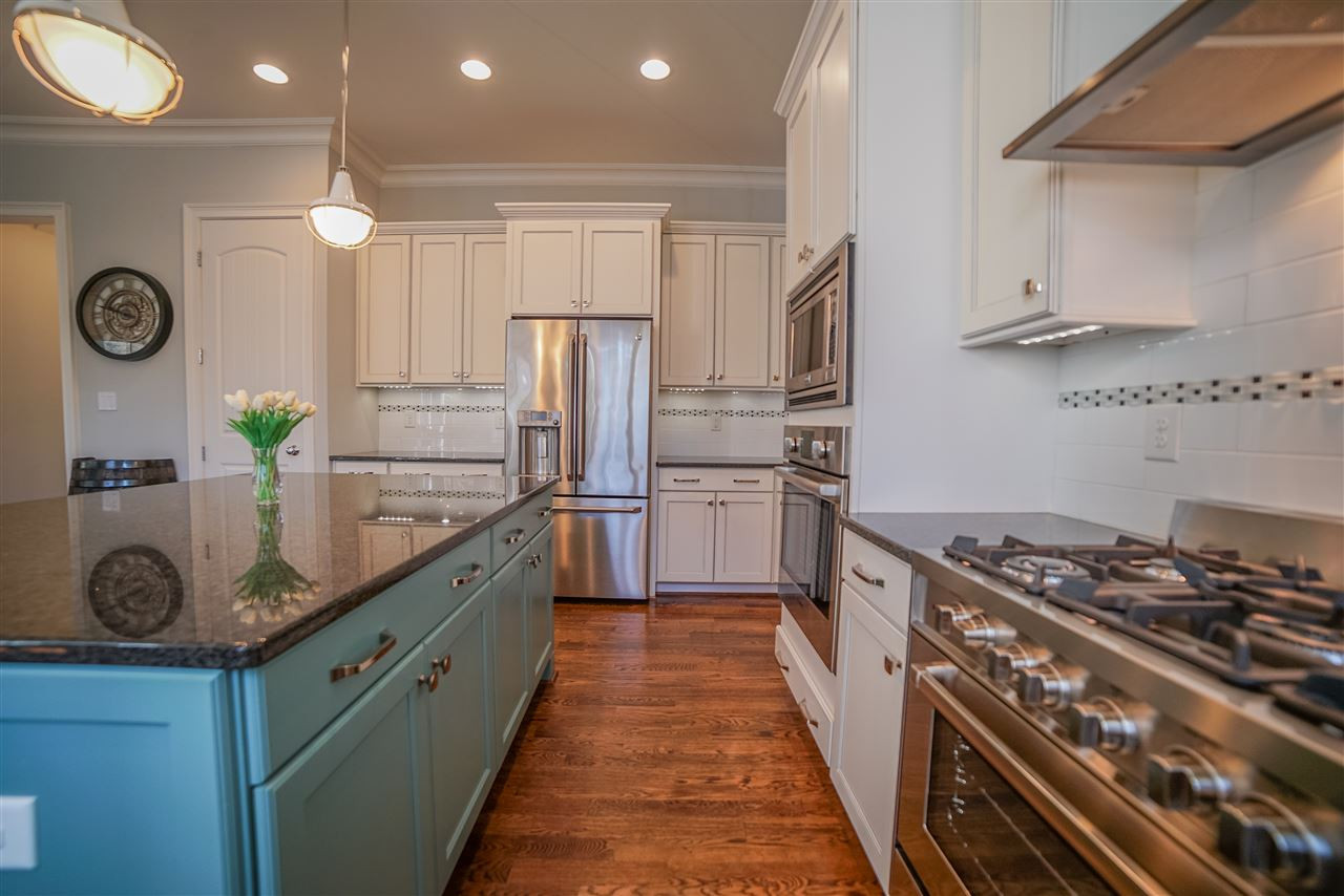 6423 Rosny Road Raleigh, NC 27613 - Photo 10 of 29 High End Appliances