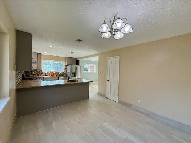 $2,095 | 13834 New Village Lane, Sugar Land, TX 77498