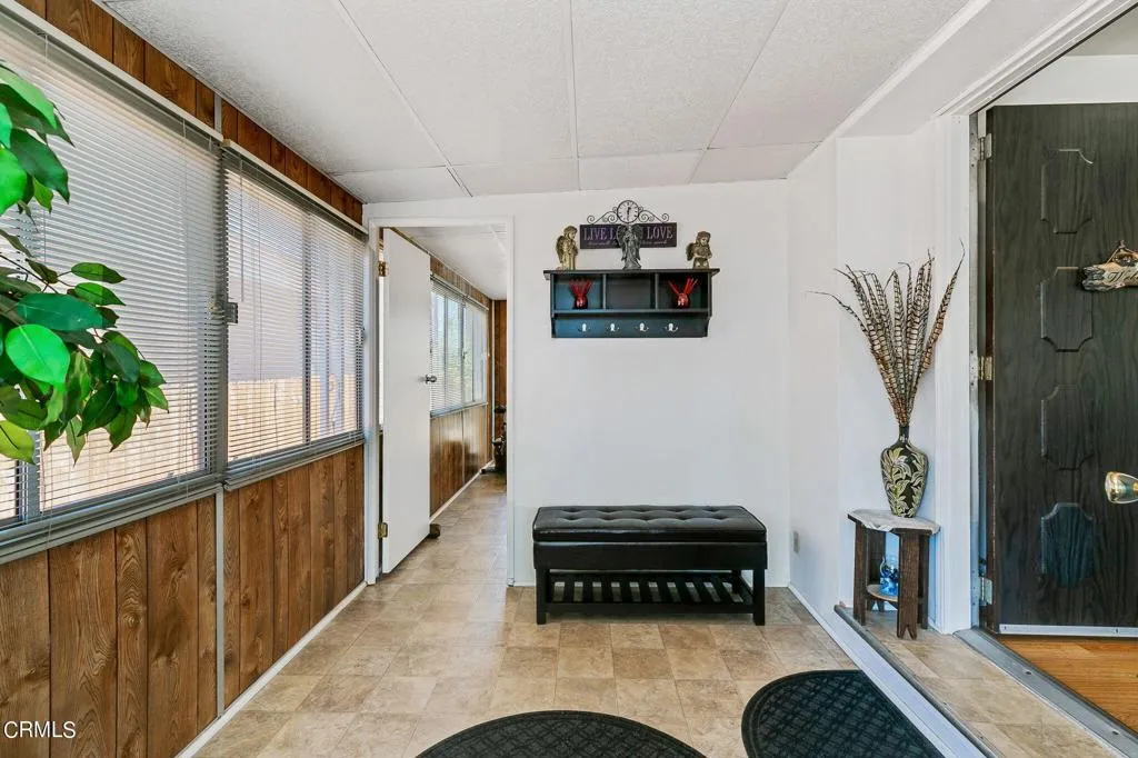 1273 South Rice Road, Unit 100 Ojai, CA 93023 - Photo 13 of 31 a living room with furniture and a potted plant