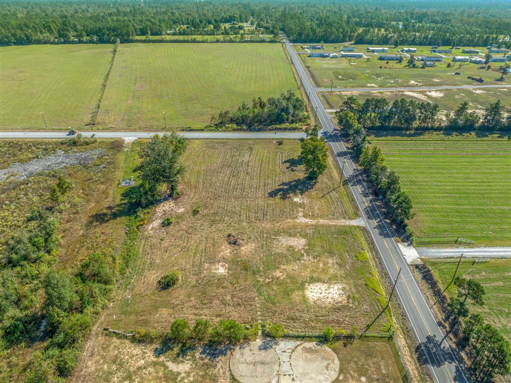 1136 Dunn Ferry Road Sulphur, LA 70663 - Photo 4 of 6 Gallery Image 4