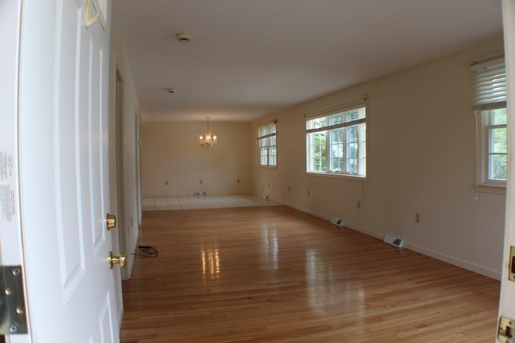 21 Shore Avenue Wareham, MA 02571 - Photo 6 of 20 Gallery Image 6
