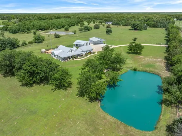 $949,900 | 185 Vz County Road 3818, Wills Point, TX 75169