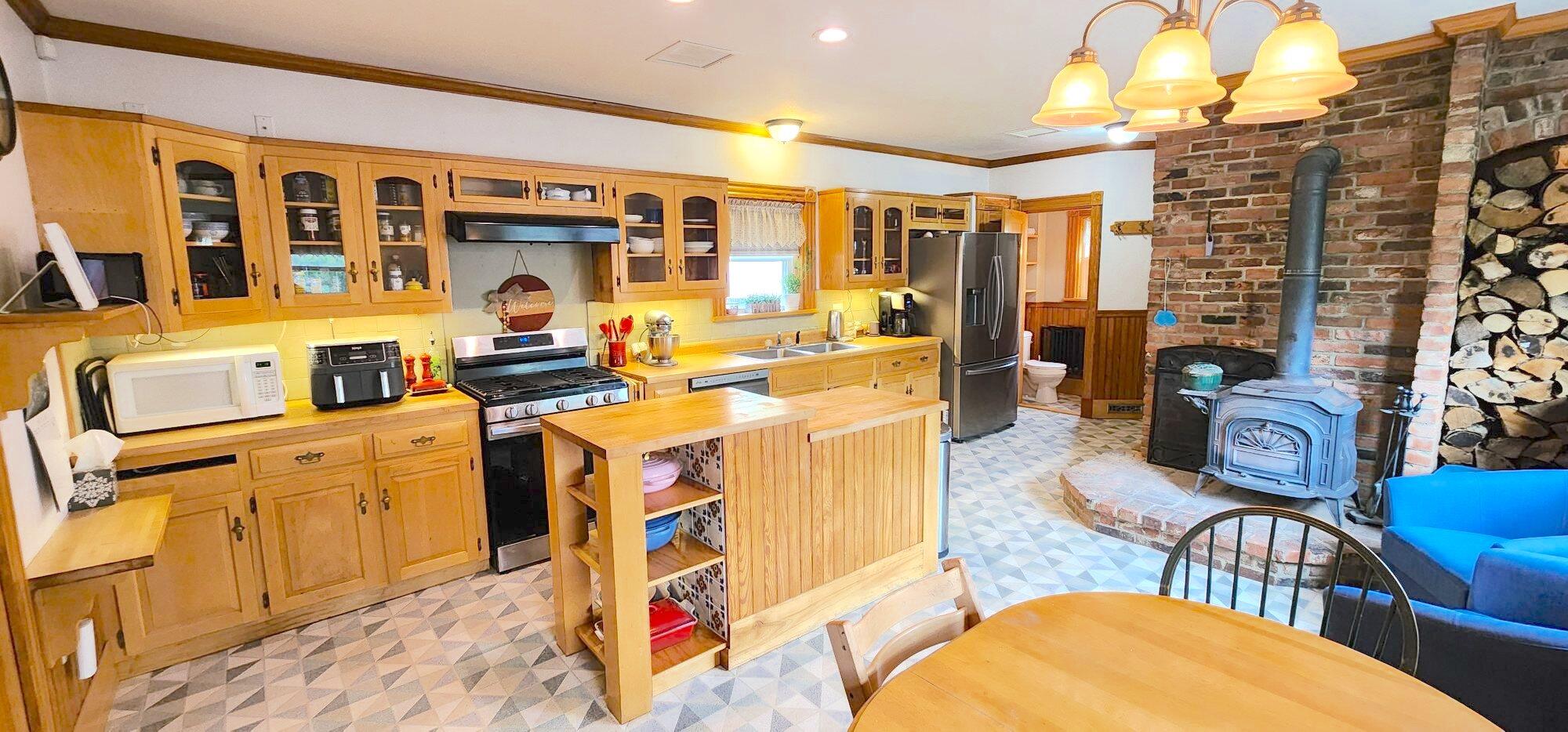 245 State Street Presque Isle, ME 04769 - Photo 11 of 44 20250602_111947