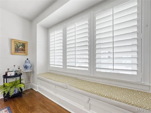 $324,900 | 221 South Rapp Avenue, Columbia, IL 62236