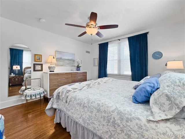 $324,900 | 221 South Rapp Avenue, Columbia, IL 62236