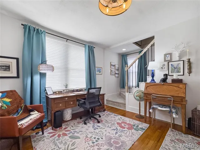 $324,900 | 221 South Rapp Avenue, Columbia, IL 62236