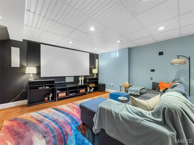 $324,900 | 221 South Rapp Avenue, Columbia, IL 62236