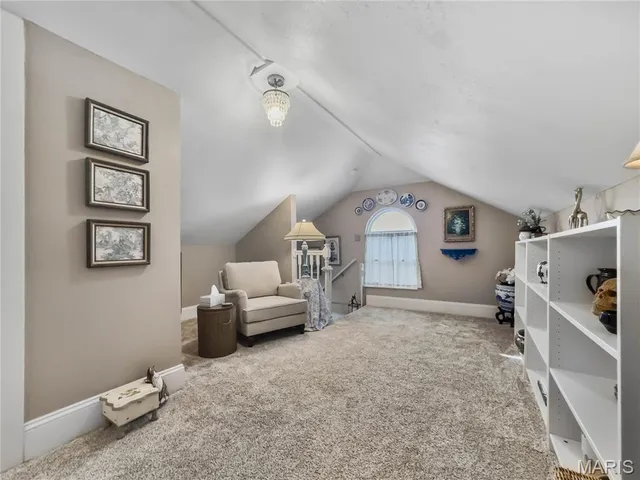 $324,900 | 221 South Rapp Avenue, Columbia, IL 62236