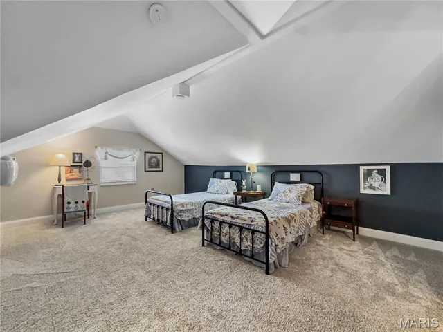 $324,900 | 221 South Rapp Avenue, Columbia, IL 62236