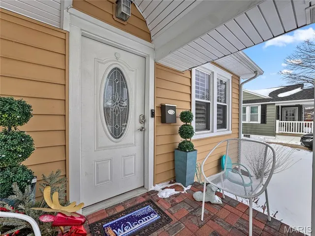 $324,900 | 221 South Rapp Avenue, Columbia, IL 62236