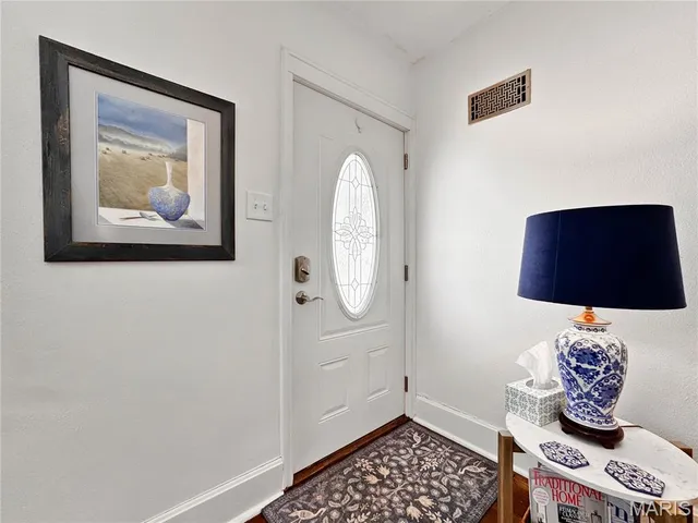 $324,900 | 221 South Rapp Avenue, Columbia, IL 62236