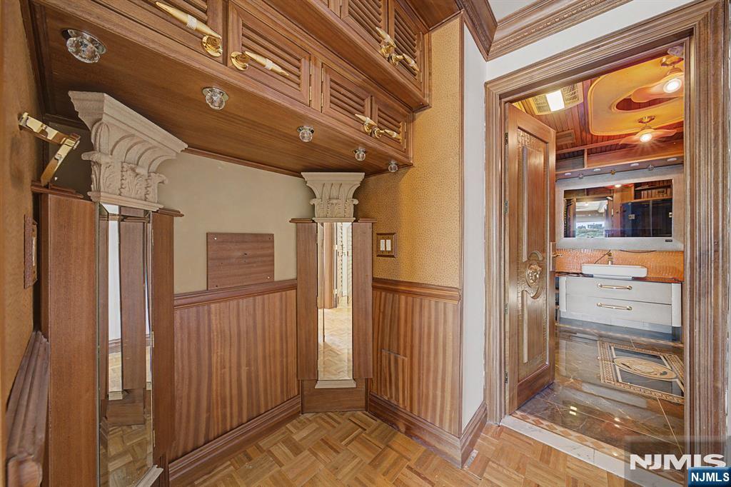 1225 River Road, Unit 7D Edgewater, NJ 07020 - Photo 38 of 47 Gallery Image 38