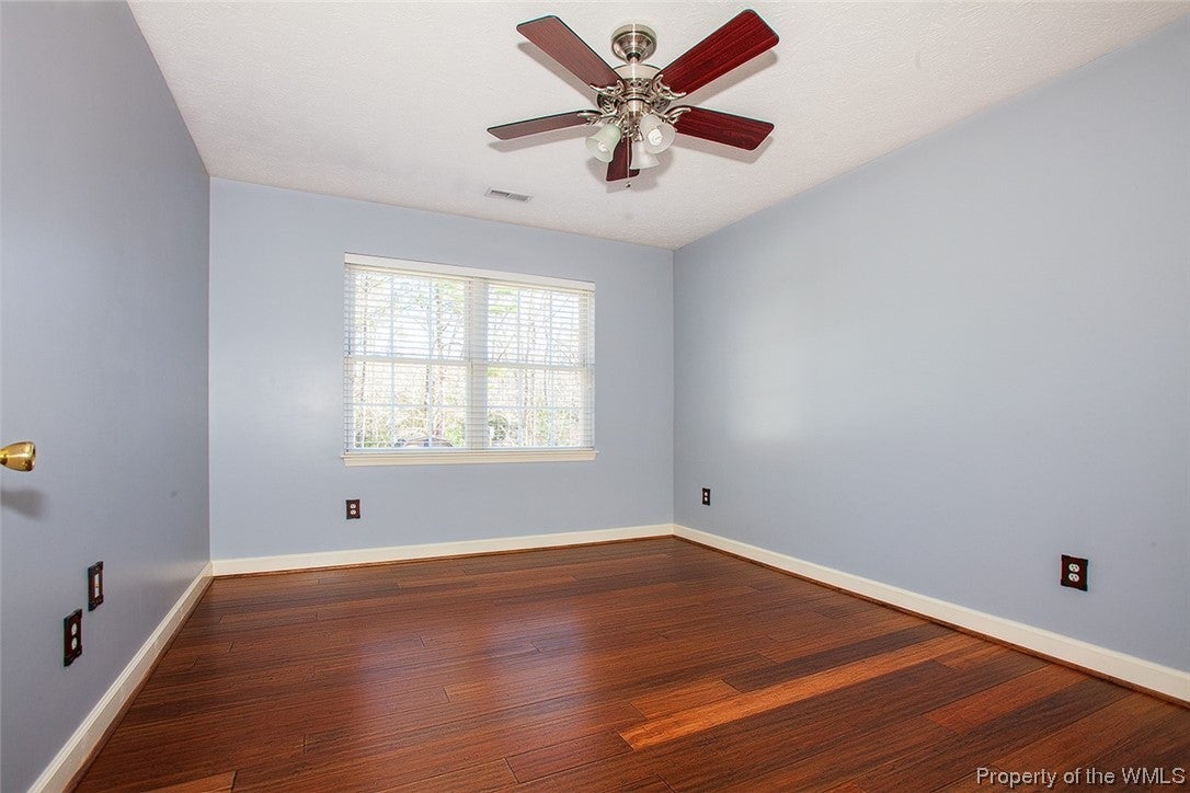 1002 Dare Road Yorktown, VA 23692 - Photo 38 of 44 Gallery Image 38