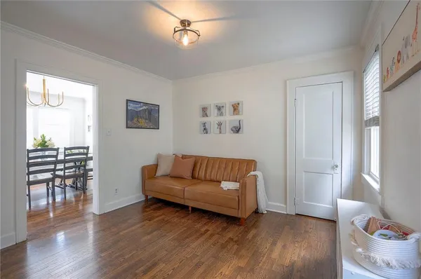 $375,000 | 4809 Rainbow Boulevard, Westwood Hills, KS 66205