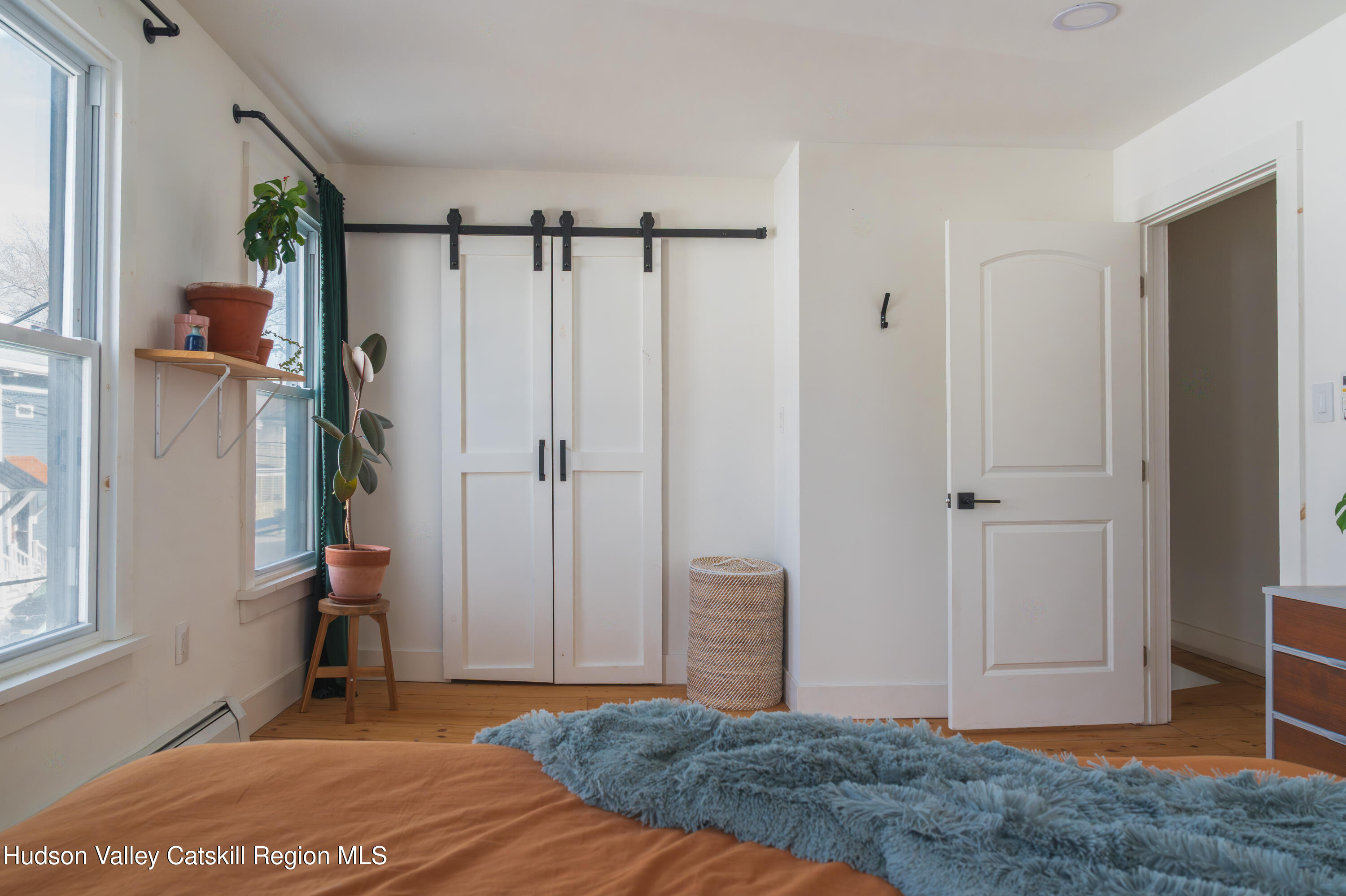 517 State Street Hudson, NY 12534 - Photo 24 of 36