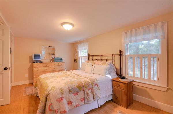 20 Byrne Road Duxbury, MA 02332 - Photo 14 of 25 Gallery Image 14