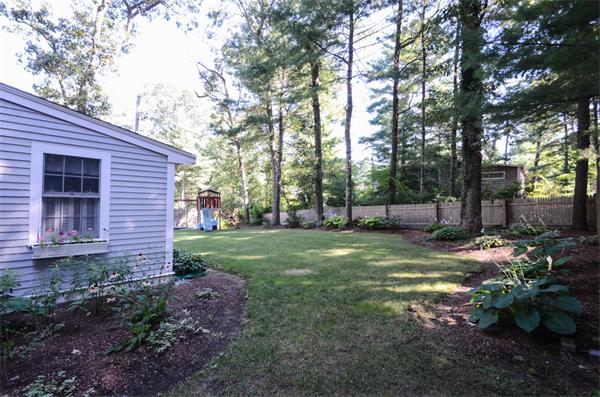 20 Byrne Road Duxbury, MA 02332 - Photo 4 of 25 Gallery Image 4