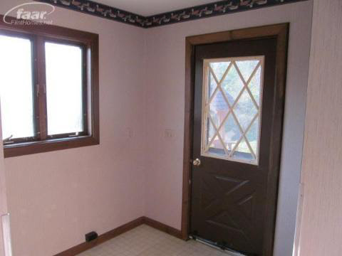 8150 North Nichols Road Flushing, MI 48433 - Photo 6 of 46 20257673-5.JPG