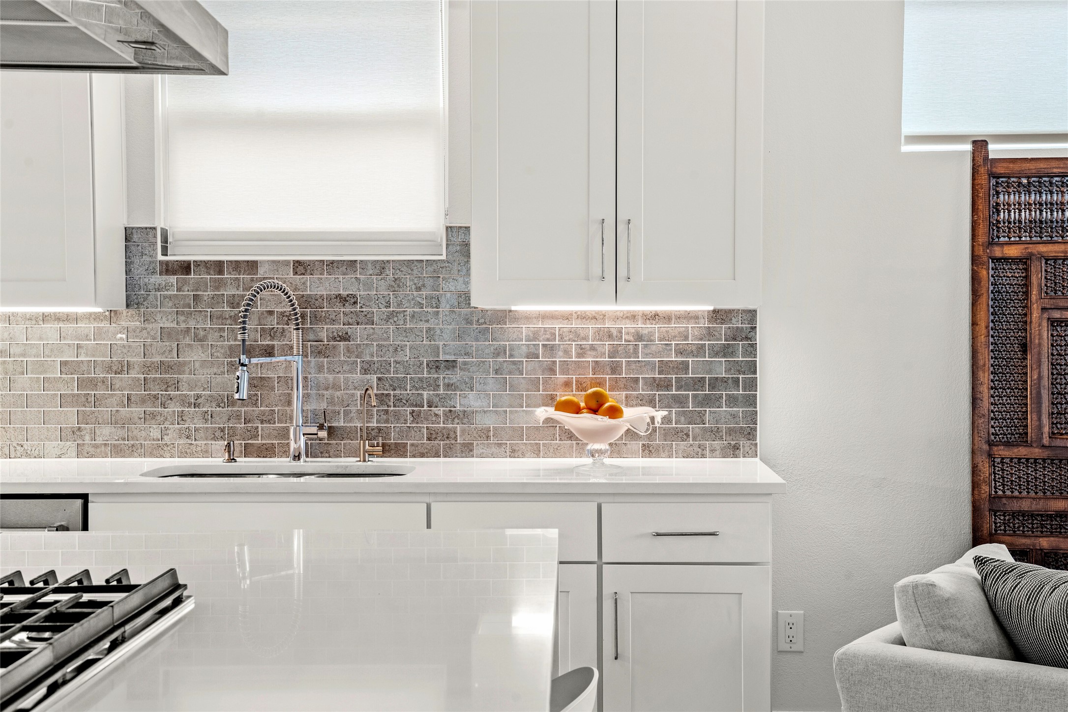 5002 Pecan Springs Road, Unit 8 Austin, TX 78723 - Photo 15 of 35 Elegant Custom Tile Backsplash