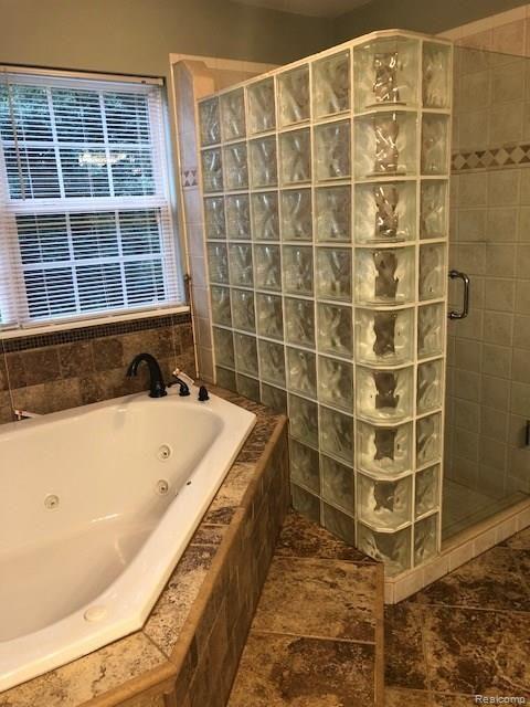 5731 Preston Road Howell, MI 48855 - Photo 27 of 40 IMG_3977.jpg