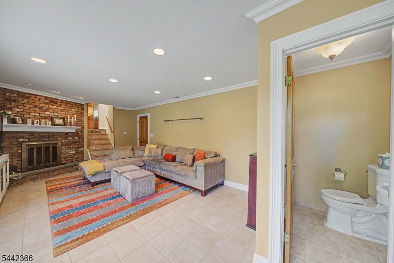 28 Lyonsville Road Boonton, NJ 07005 - Photo 19 of 47
