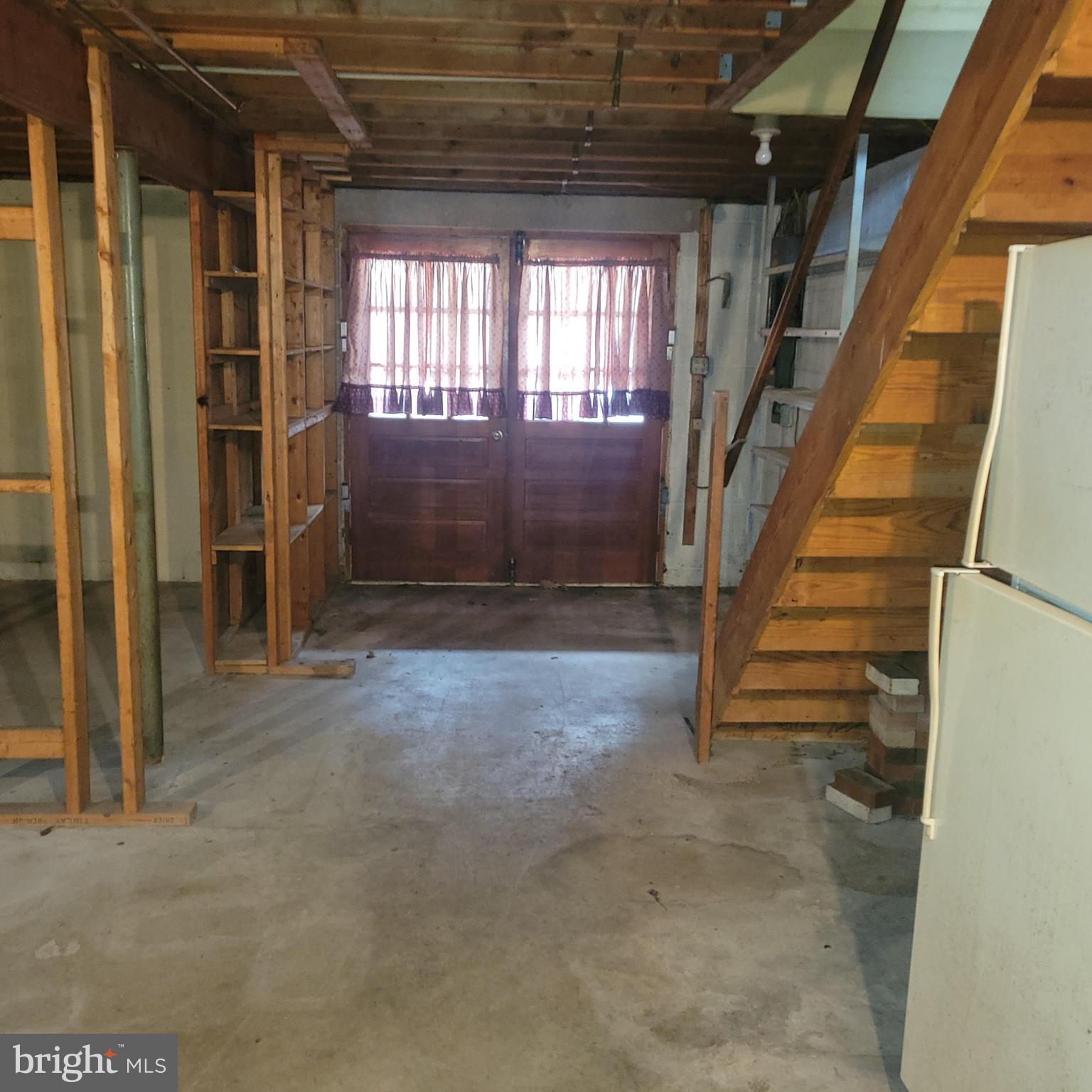 4227 Rupp Road Manchester, MD 21102 - Photo 27 of 31 a view of entryway
