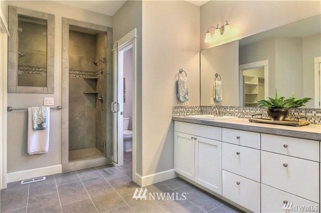 4813 Castleton Road Southwest Port Orchard, WA 98367 - Photo 13 of 19 Gallery Image 13