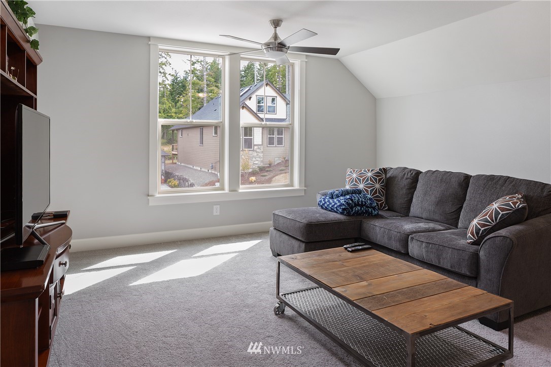 4813 Castleton Road Southwest Port Orchard, WA 98367 - Photo 8 of 19 Gallery Image 8